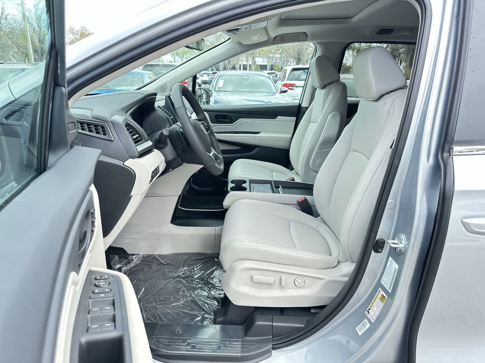 Thumbnail: 2026 Honda Odyssey - 2