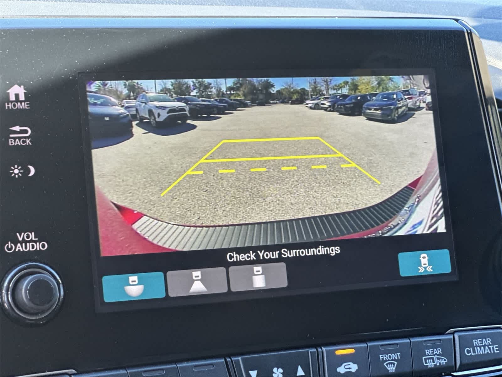 Thumbnail: 2023 Honda Odyssey - 30