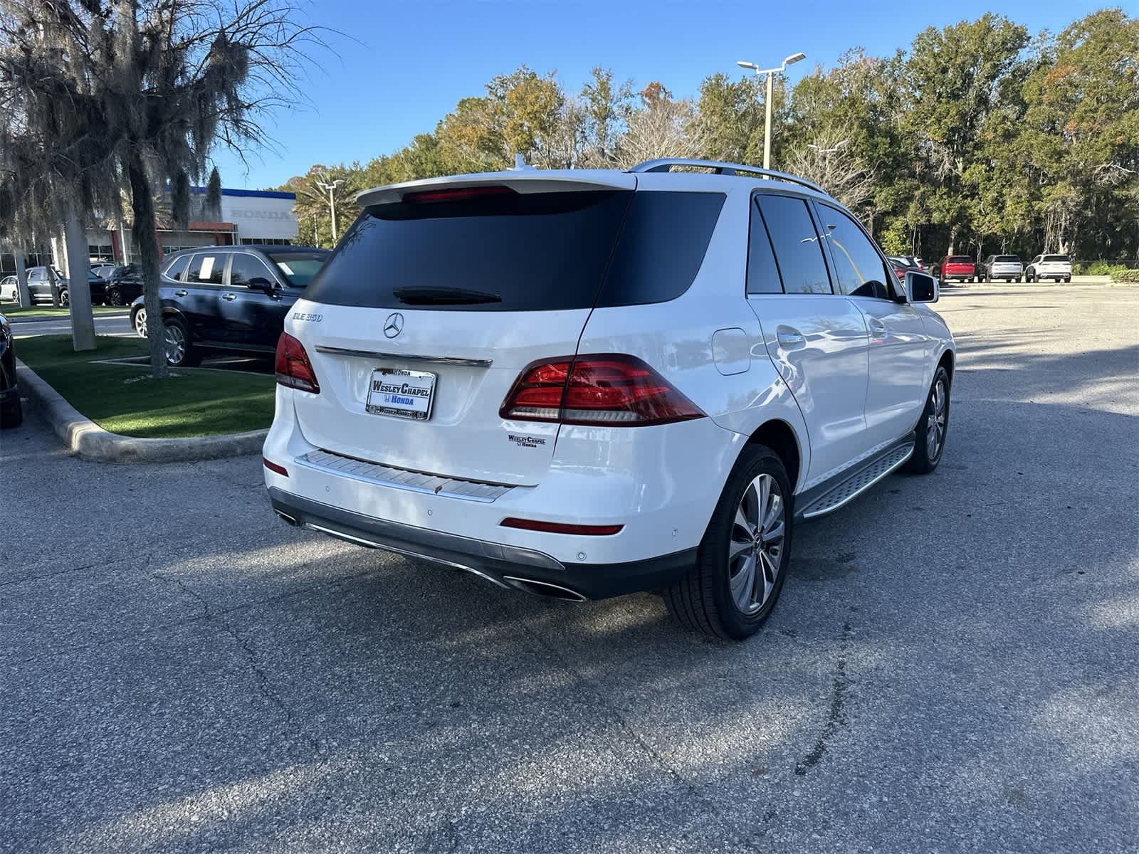Thumbnail: 2016 Mercedes-Benz GLE - 6