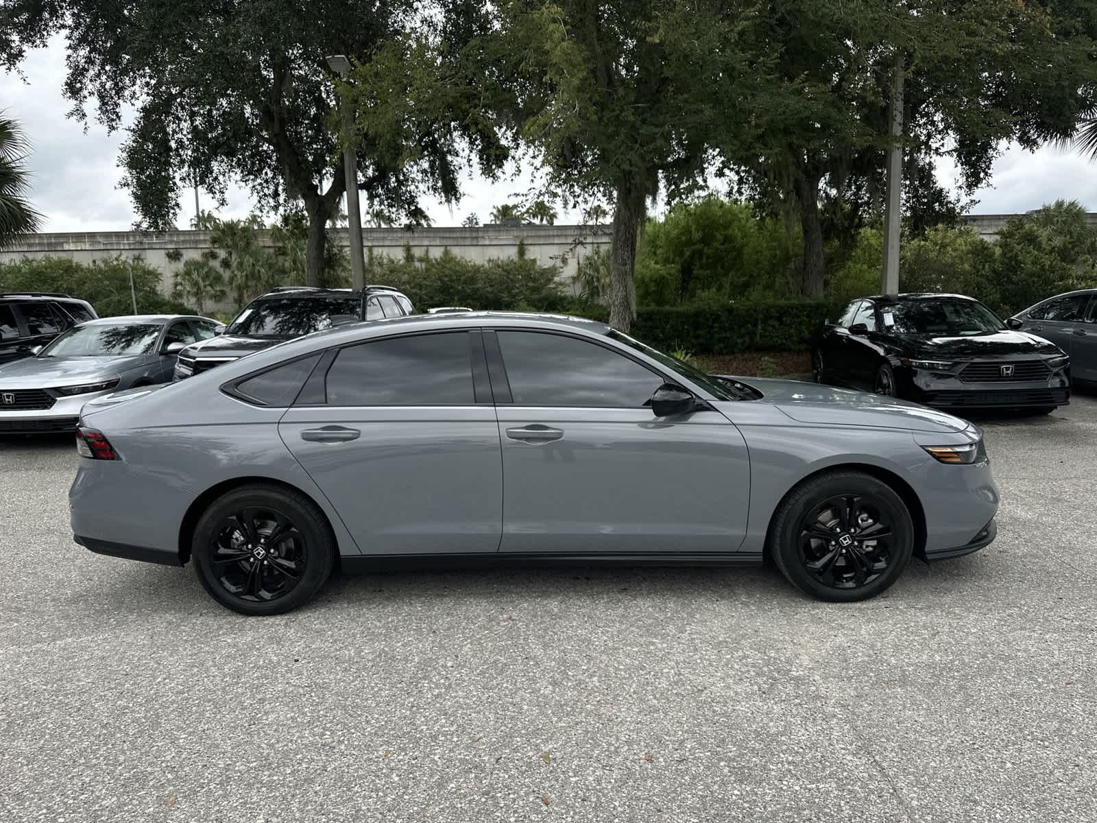 2025 Honda Accord SE - Photo 7
