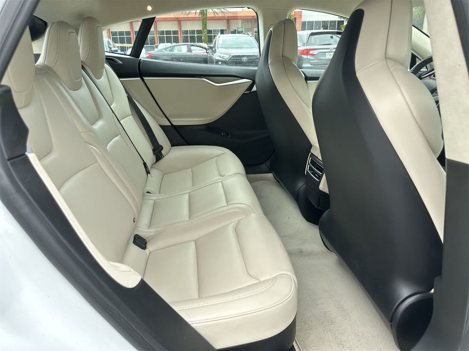 Thumbnail: 2018 Tesla Model S - 16