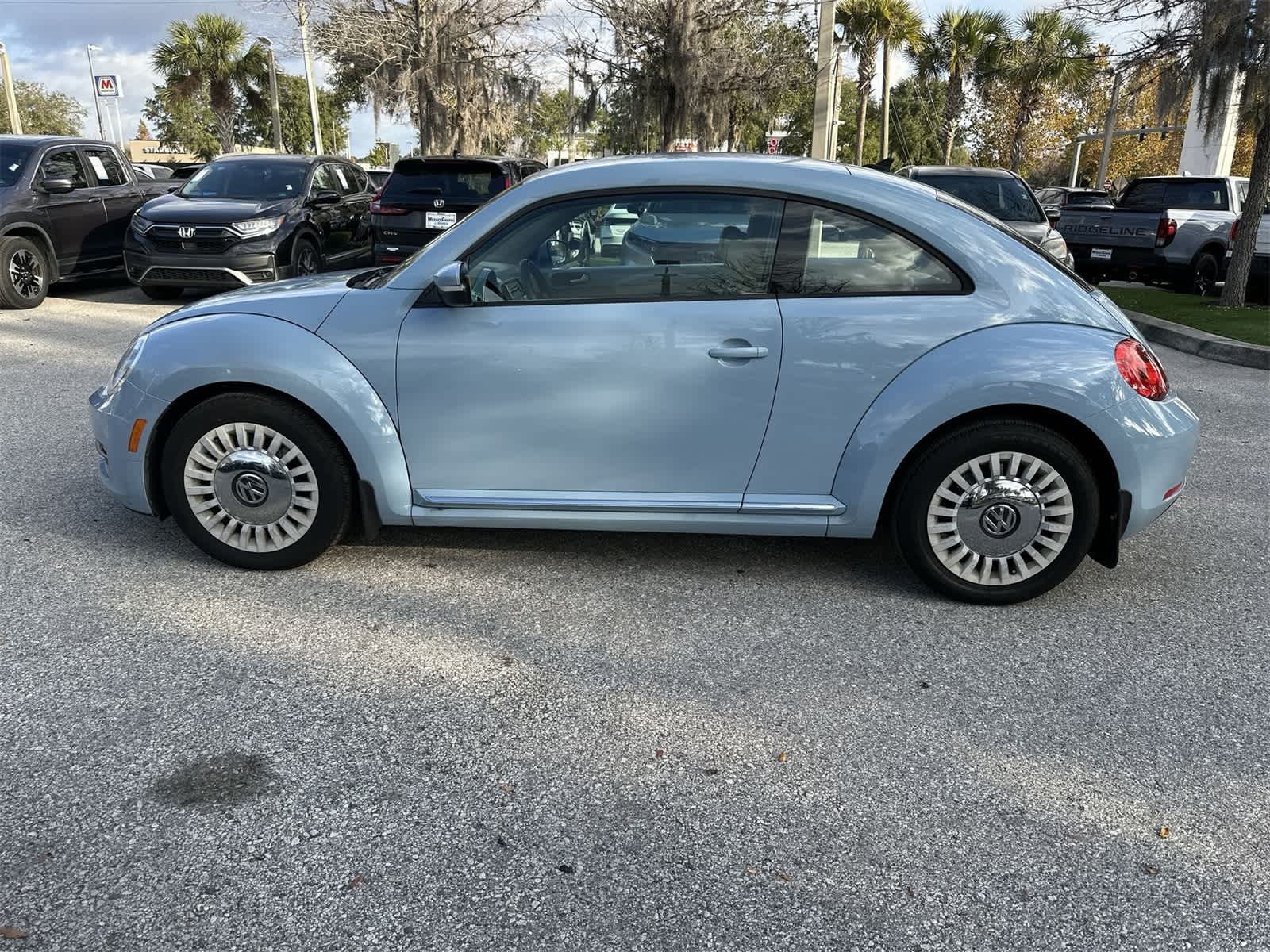 Thumbnail: 2014 Volkswagen Beetle - 3