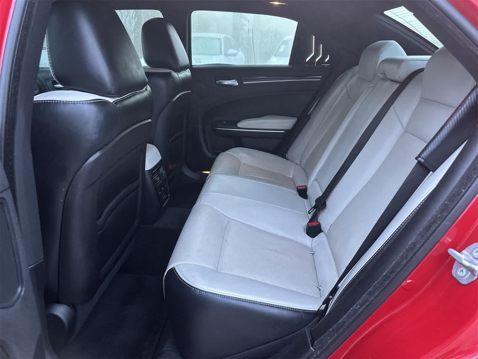 Thumbnail: 2017 Chrysler 300 - 15