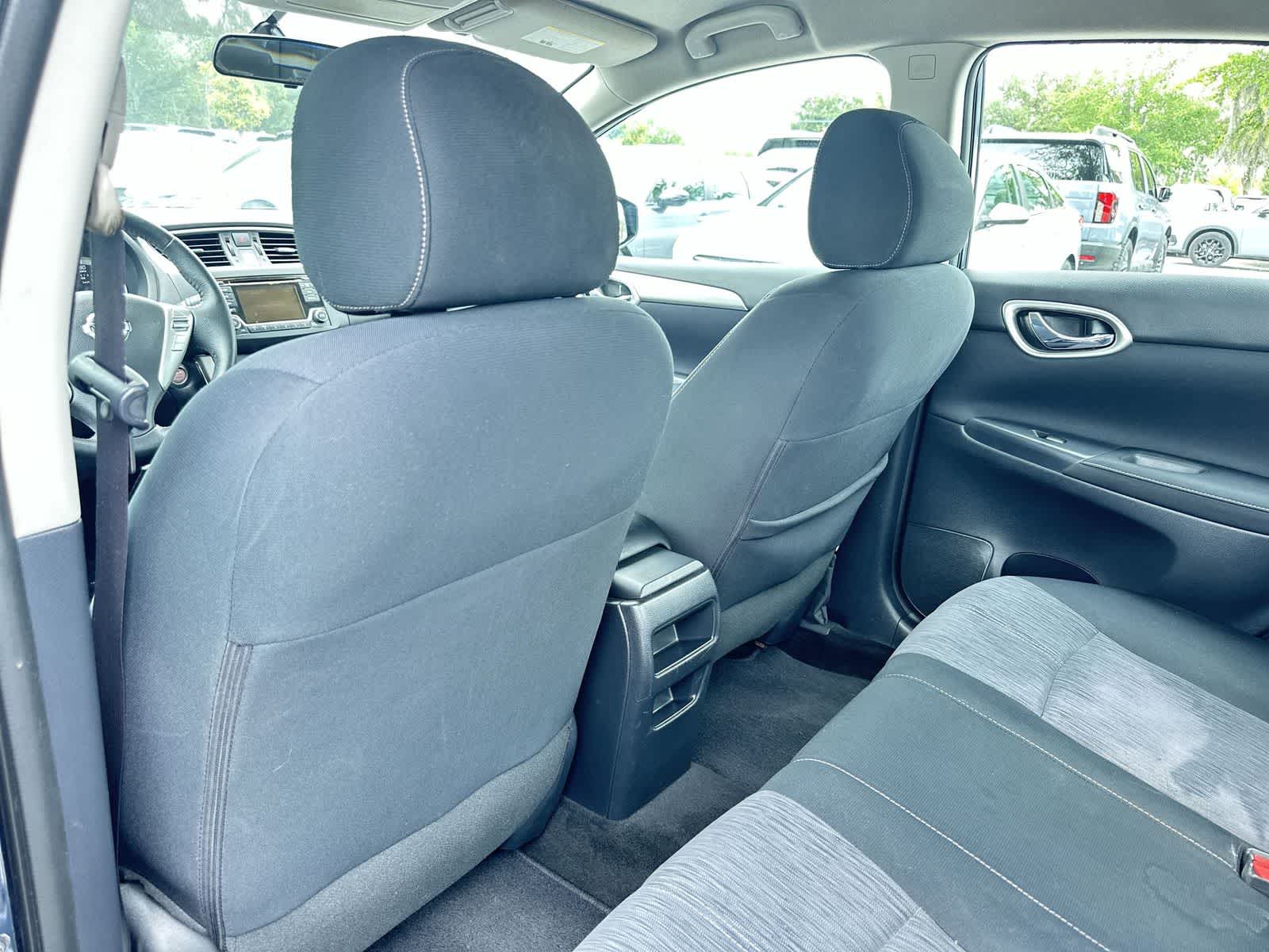Thumbnail: 2015 Nissan Sentra - 14