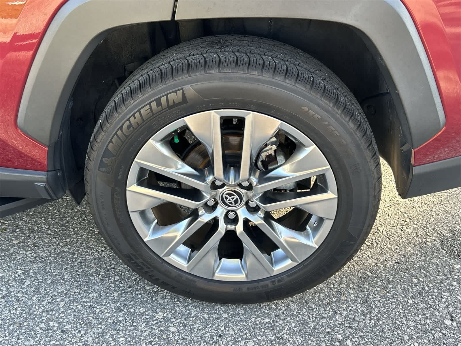 Thumbnail: 2020 Toyota RAV4 - 12