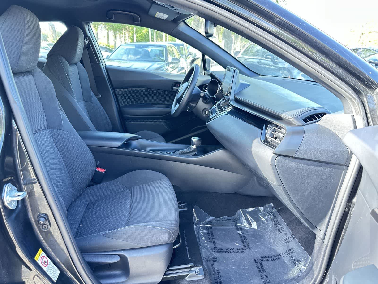 Thumbnail: 2019 Toyota C-HR - 17