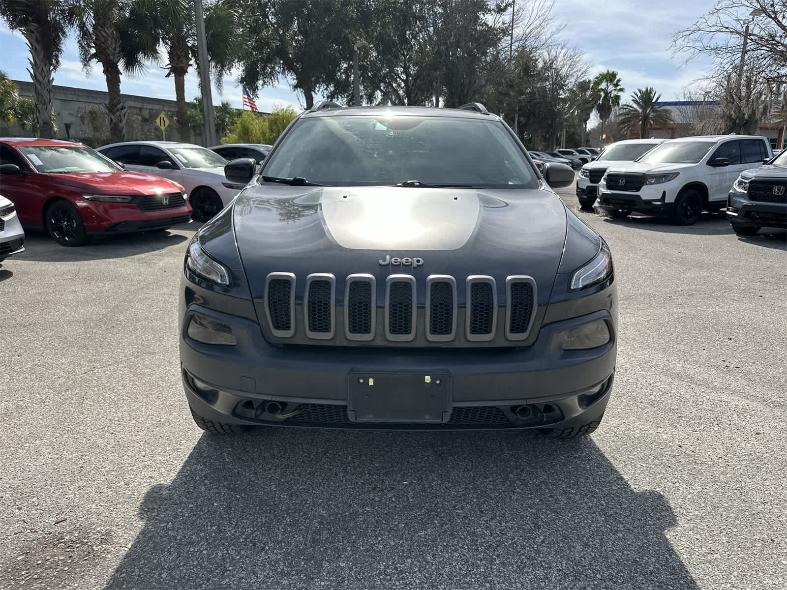 Thumbnail: 2016 Jeep Cherokee - 9