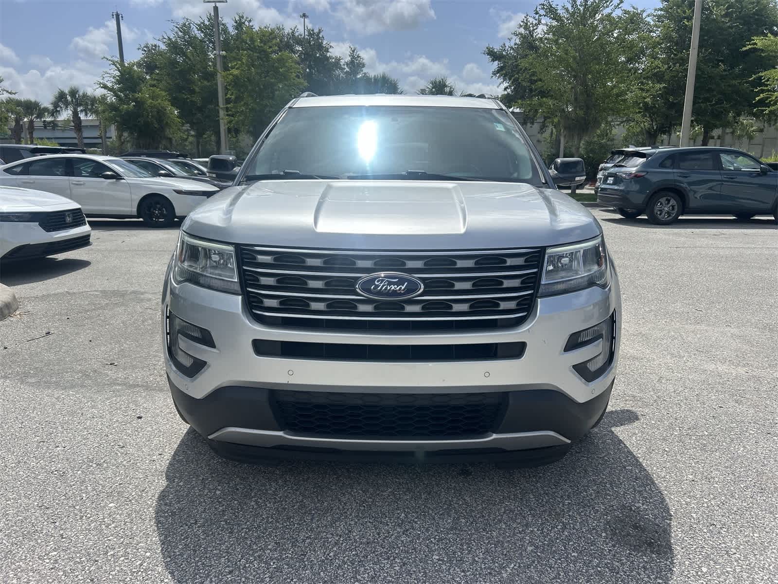 2017 Ford Explorer XLT 9