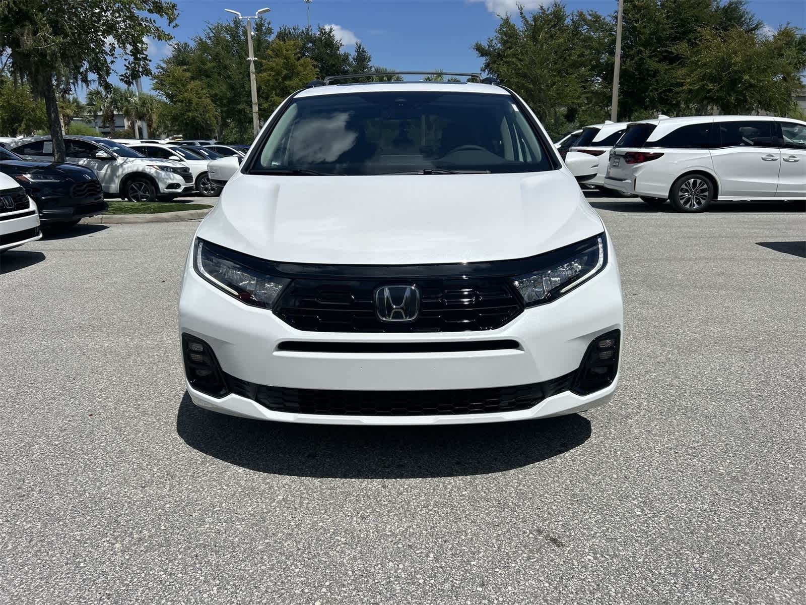 Thumbnail: 2026 Honda Odyssey - 9