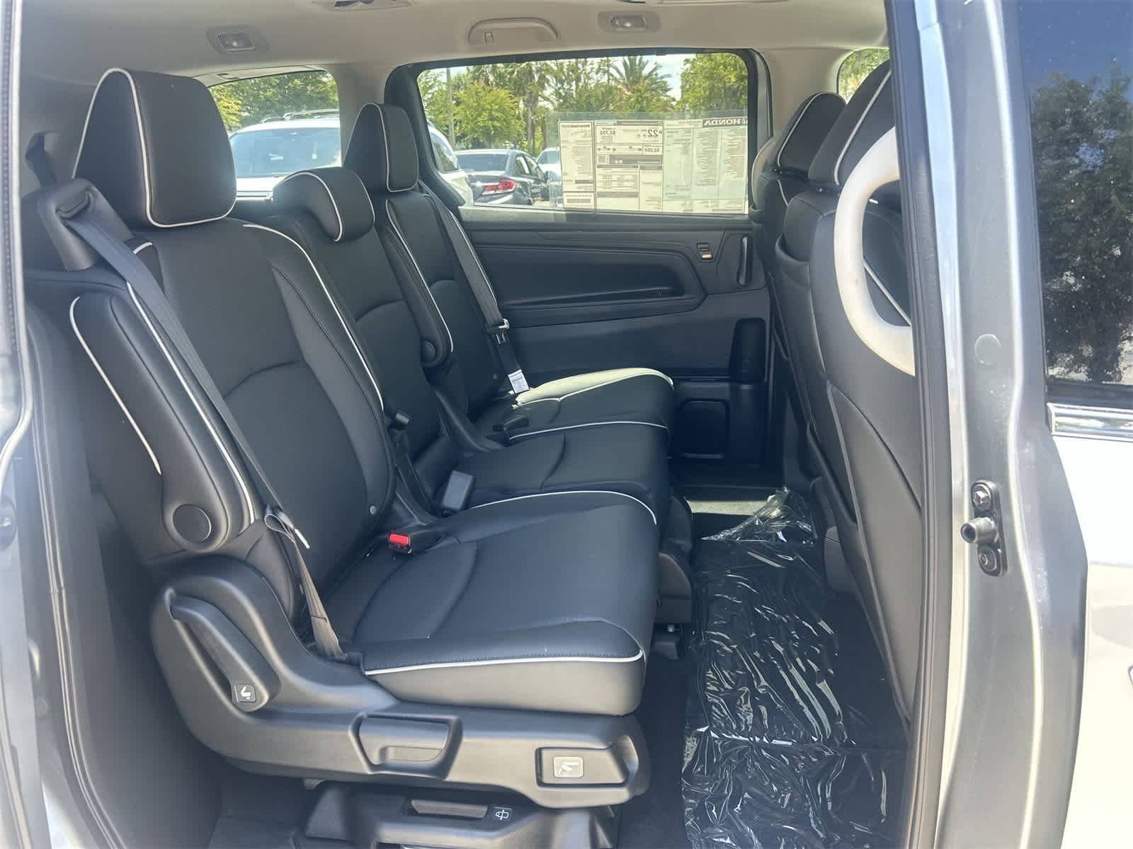 Thumbnail: 2026 Honda Odyssey - 16