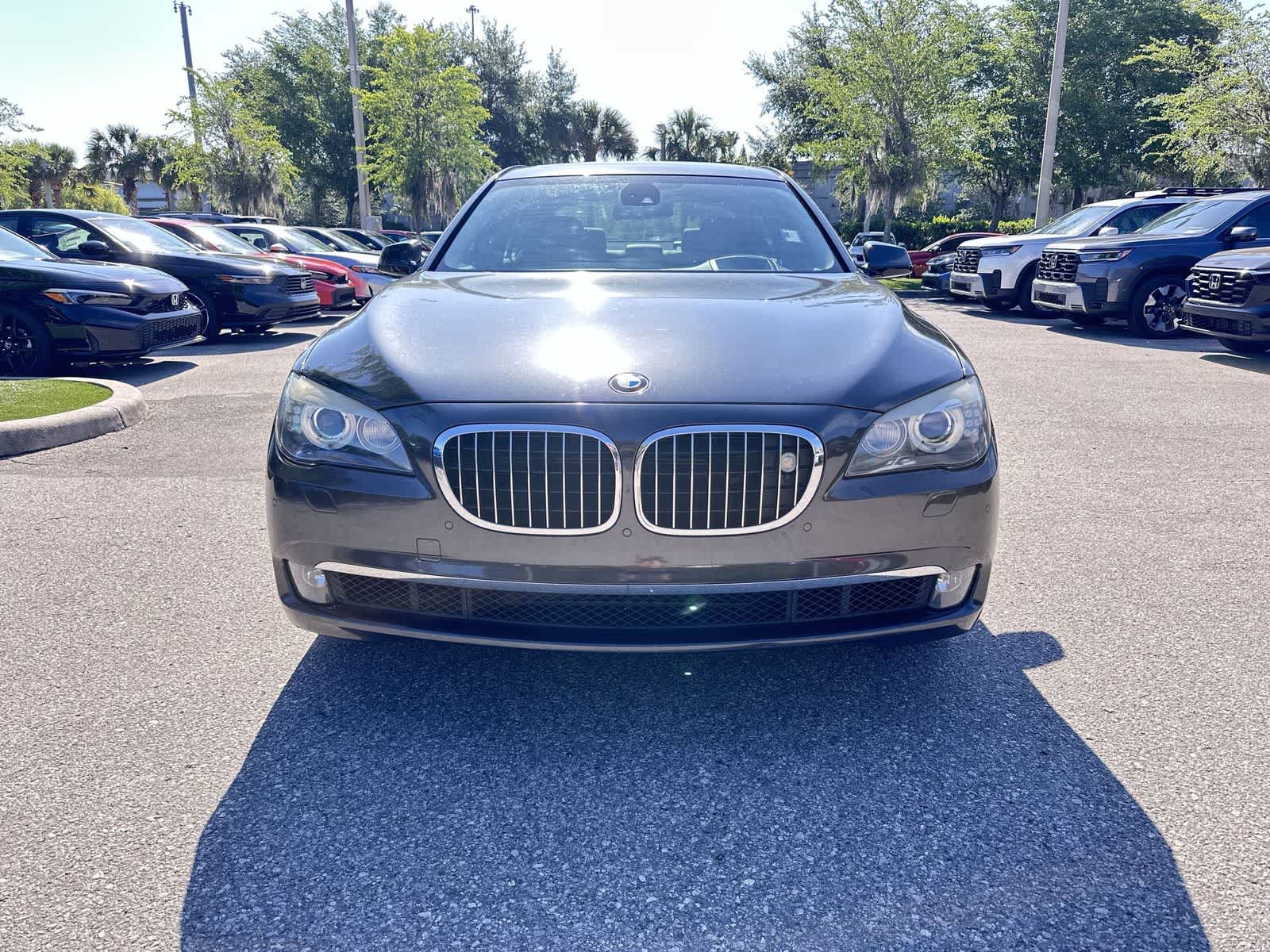 Thumbnail: 2011 BMW 7 Series - 9