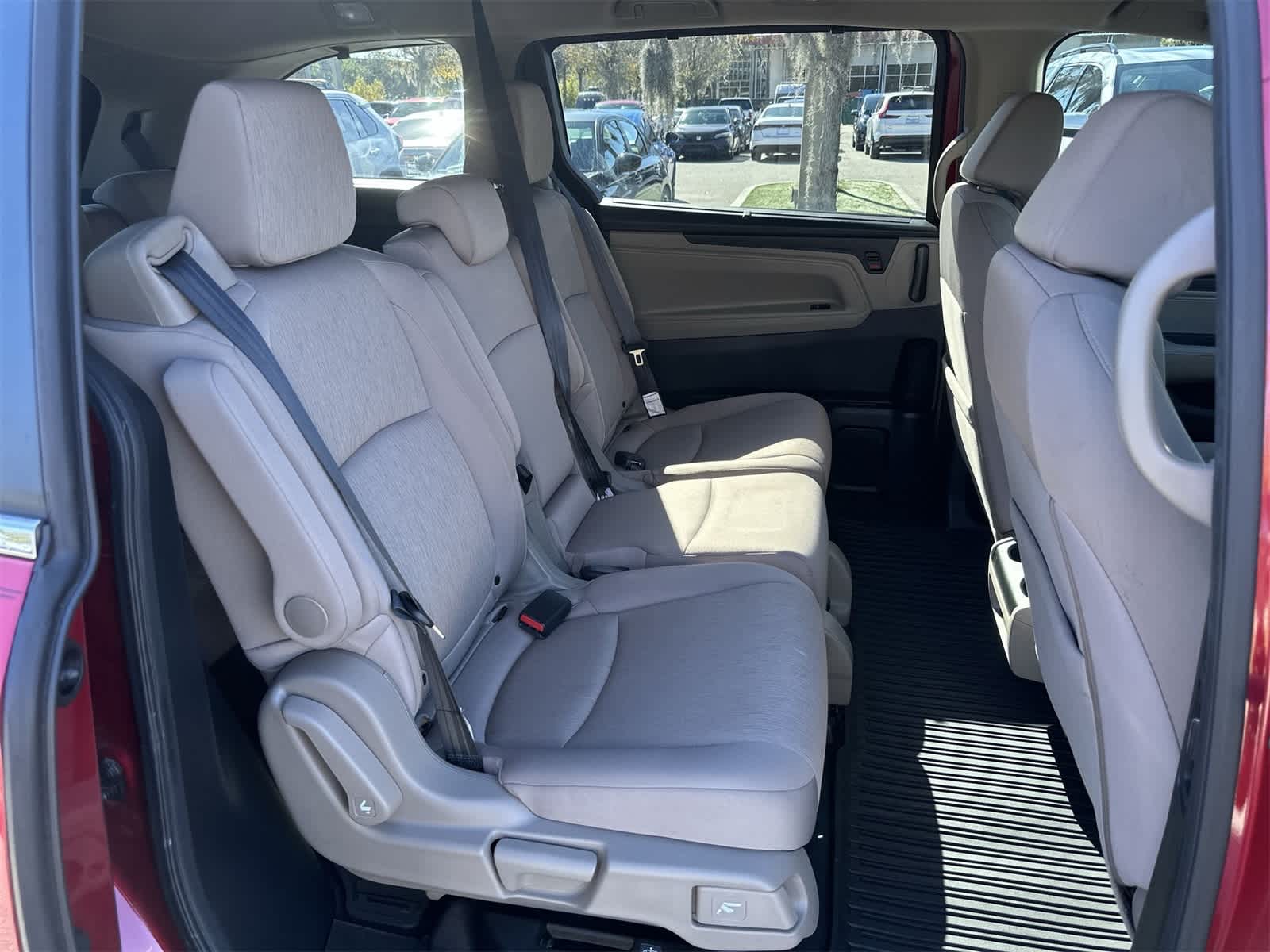 Thumbnail: 2023 Honda Odyssey - 26