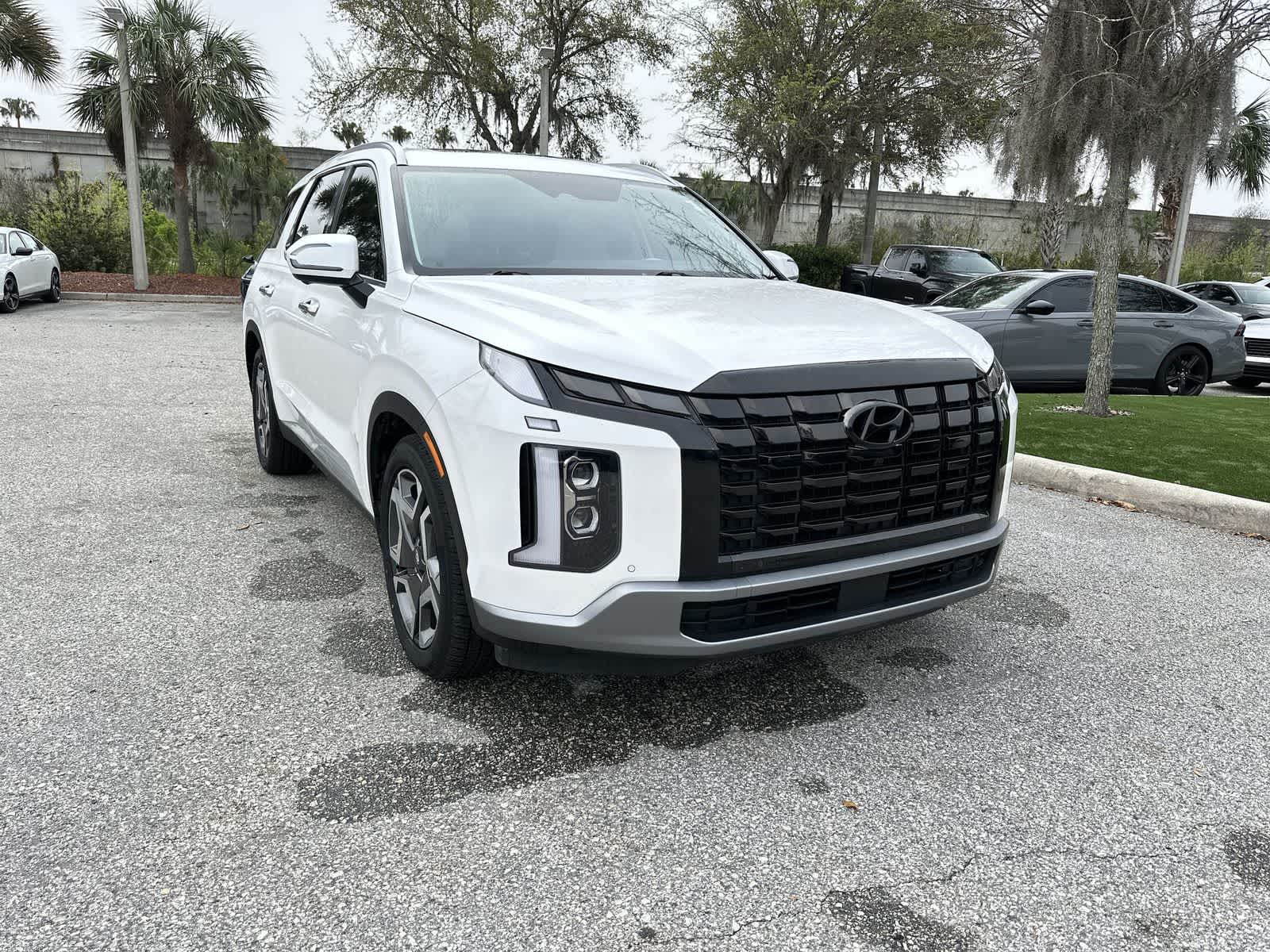 Thumbnail: 2023 Hyundai Palisade - 8