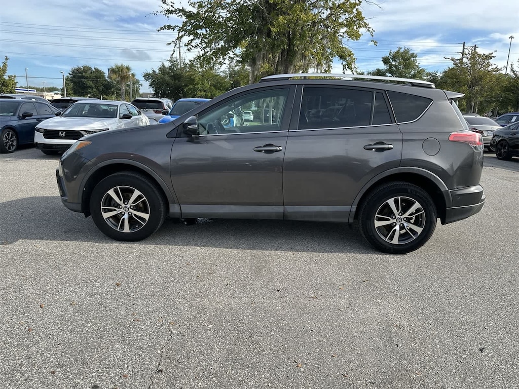 Used 2016 Toyota RAV4 XLE SUV