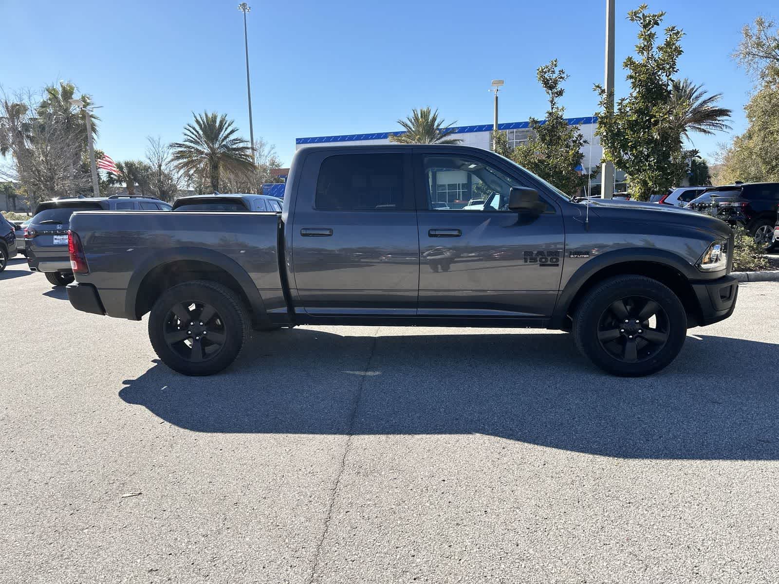 Thumbnail: 2019 RAM 1500 Classic - 7