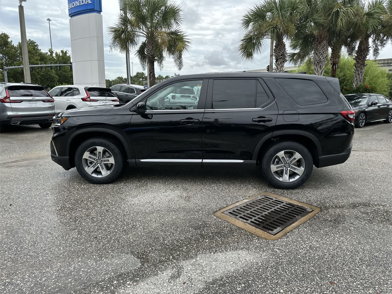 Thumbnail: 2025 Honda Pilot - 3