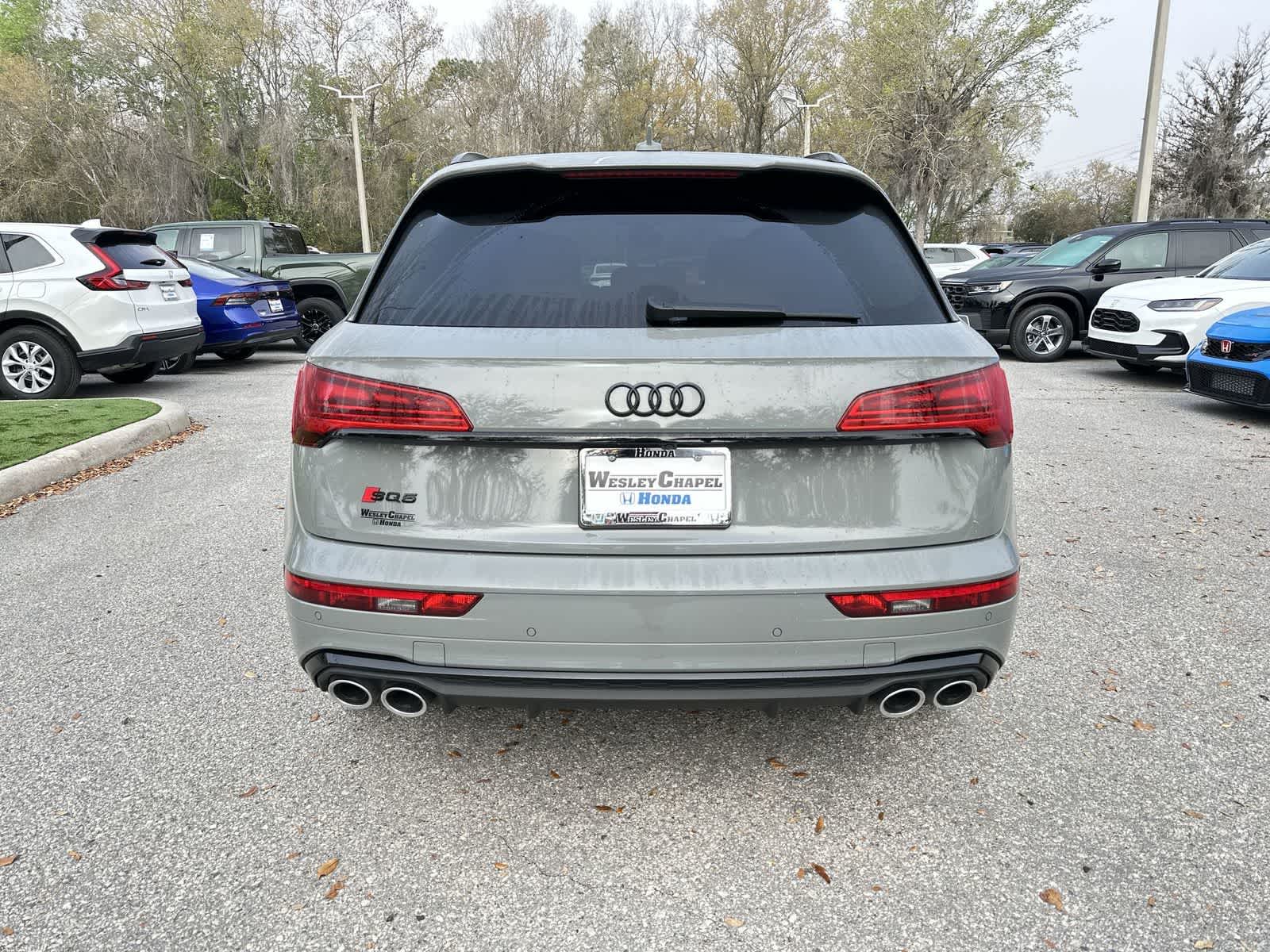 Thumbnail: 2021 Audi SQ5 - 5