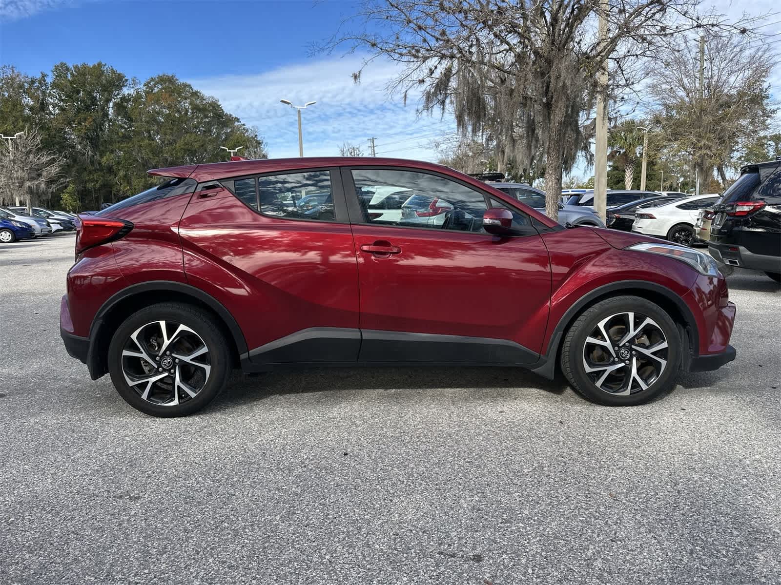 Thumbnail: 2018 Toyota C-HR - 7