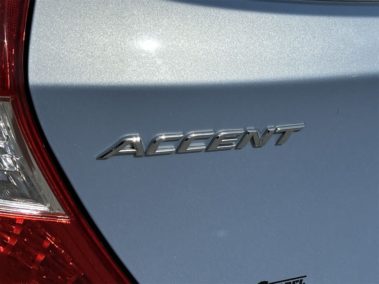 Thumbnail: 2013 Hyundai Accent - 11