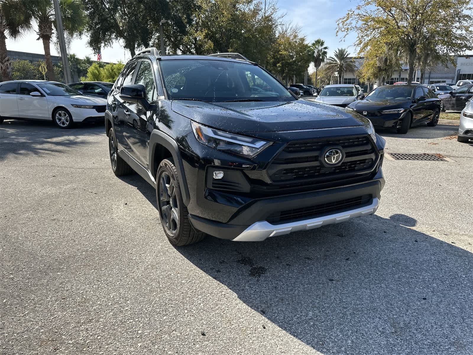 Thumbnail: 2023 Toyota RAV4 - 8