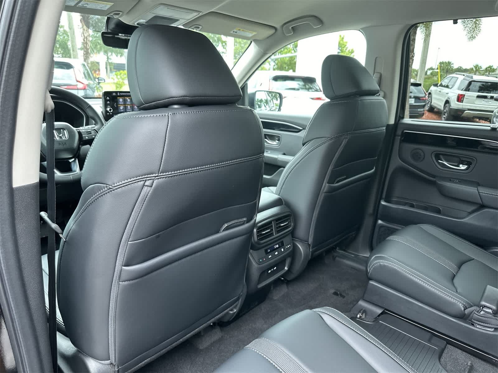 Thumbnail: 2025 Honda Pilot - 14