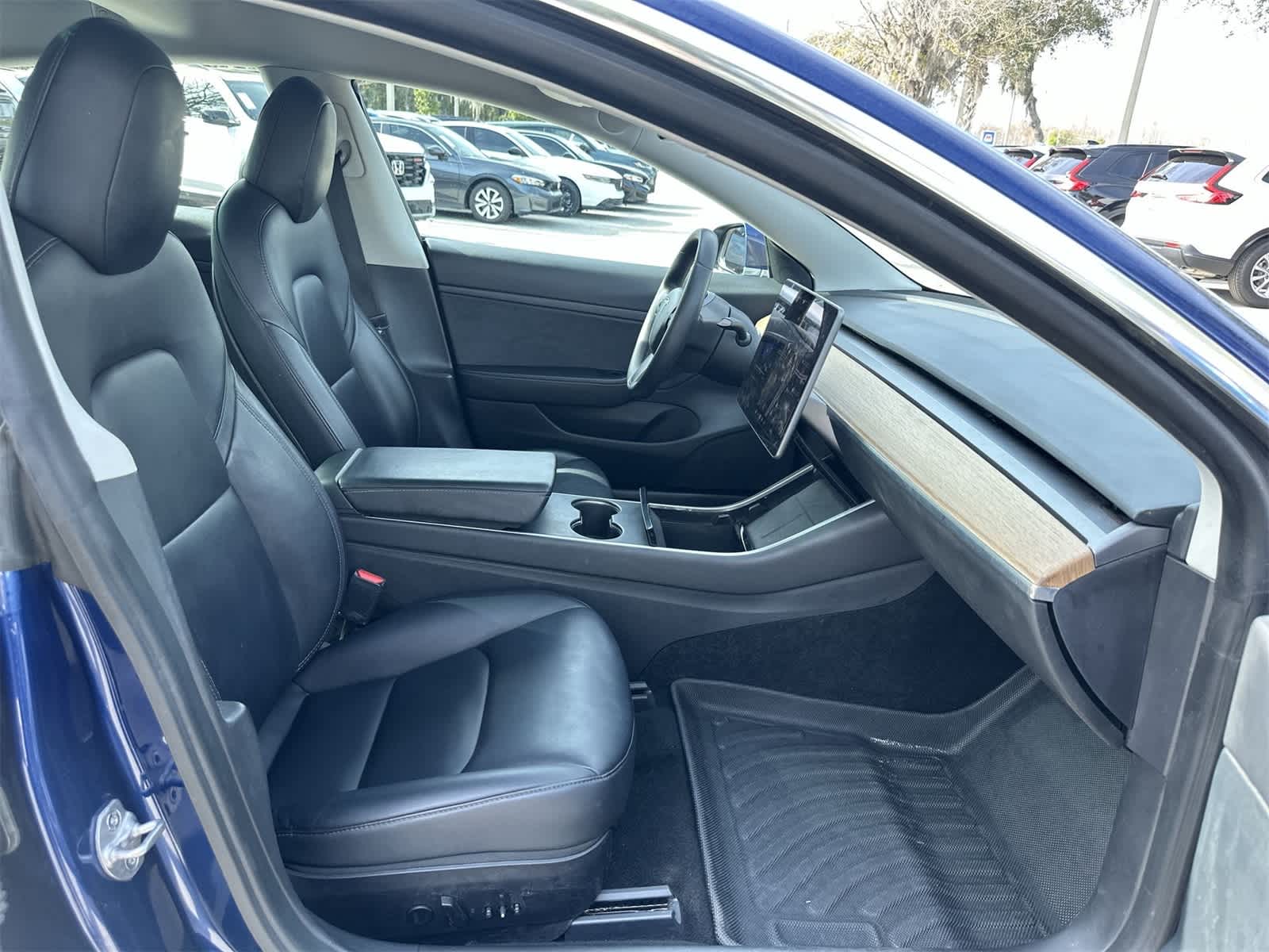 Thumbnail: 2020 Tesla Model 3 - 16