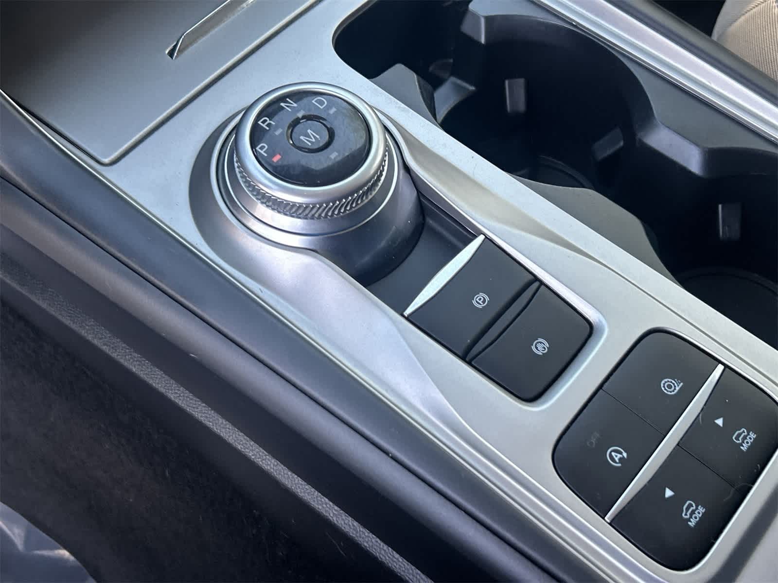 2020 Ford Explorer XLT 21