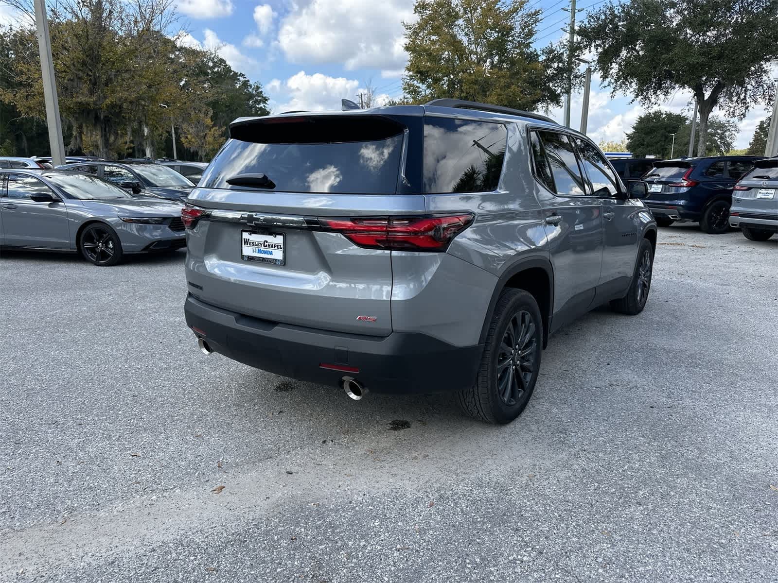 Thumbnail: 2023 Chevrolet Traverse - 6