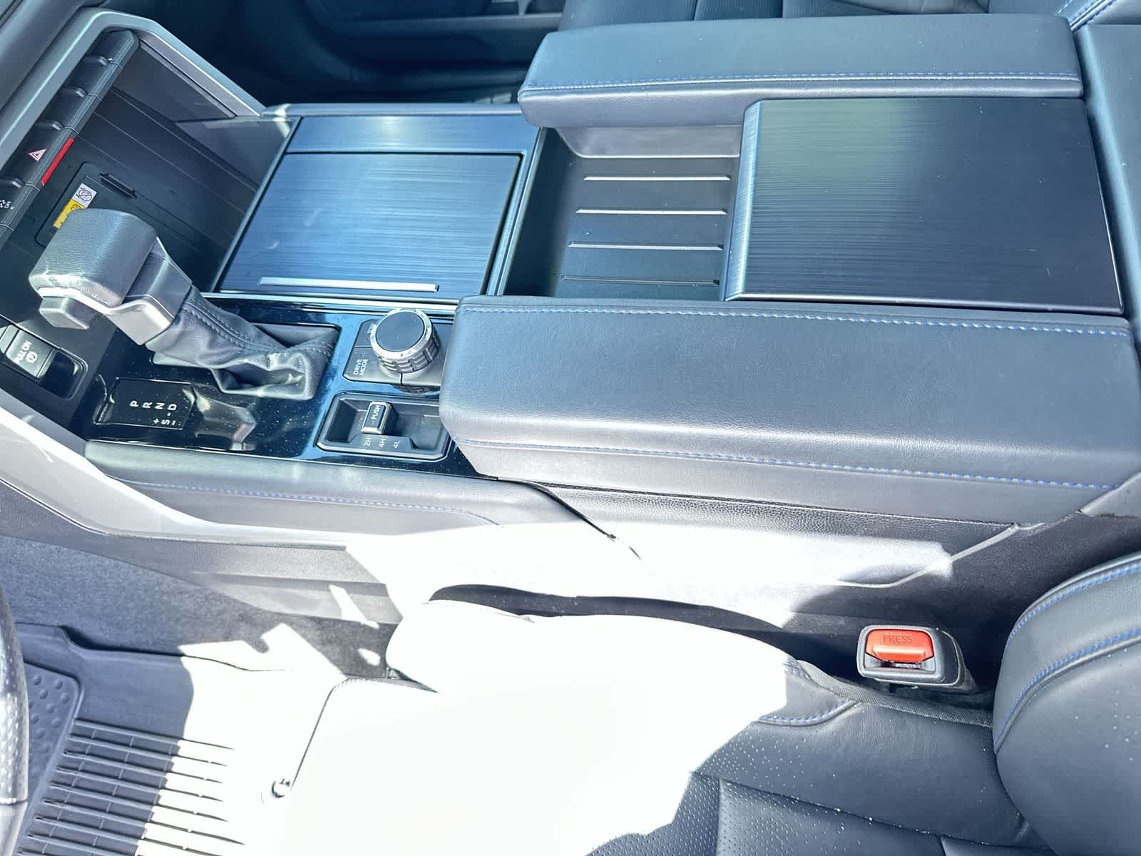 Thumbnail: 2024 Toyota Sequoia - 19