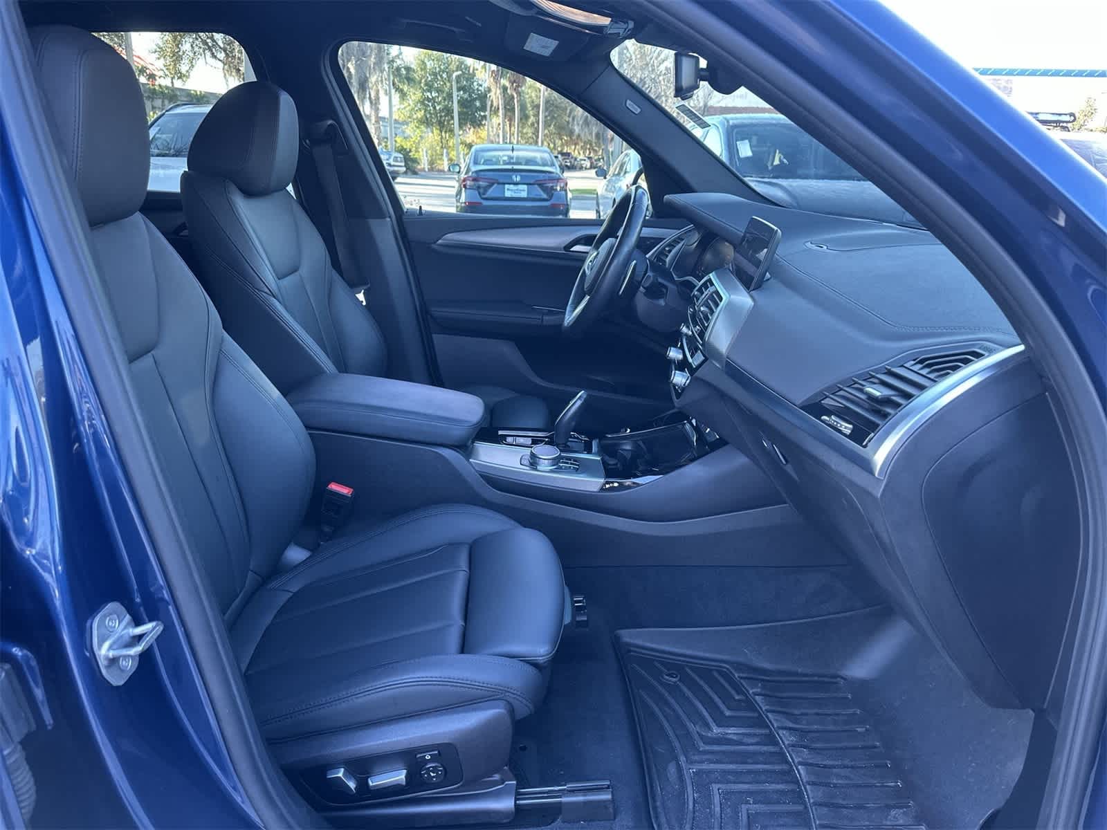 Thumbnail: 2020 BMW X3 - 17