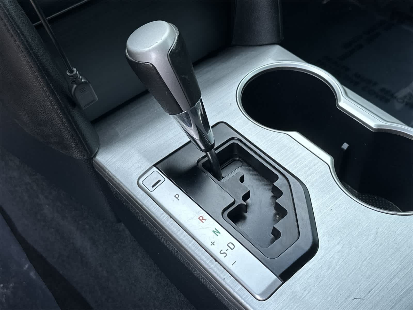 Thumbnail: 2012 Toyota Camry - 20