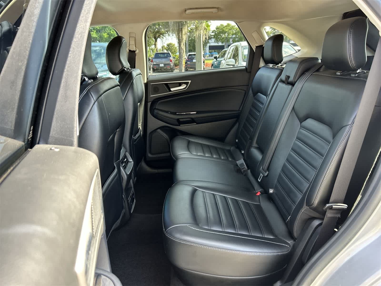 2019 Ford Edge SEL 15