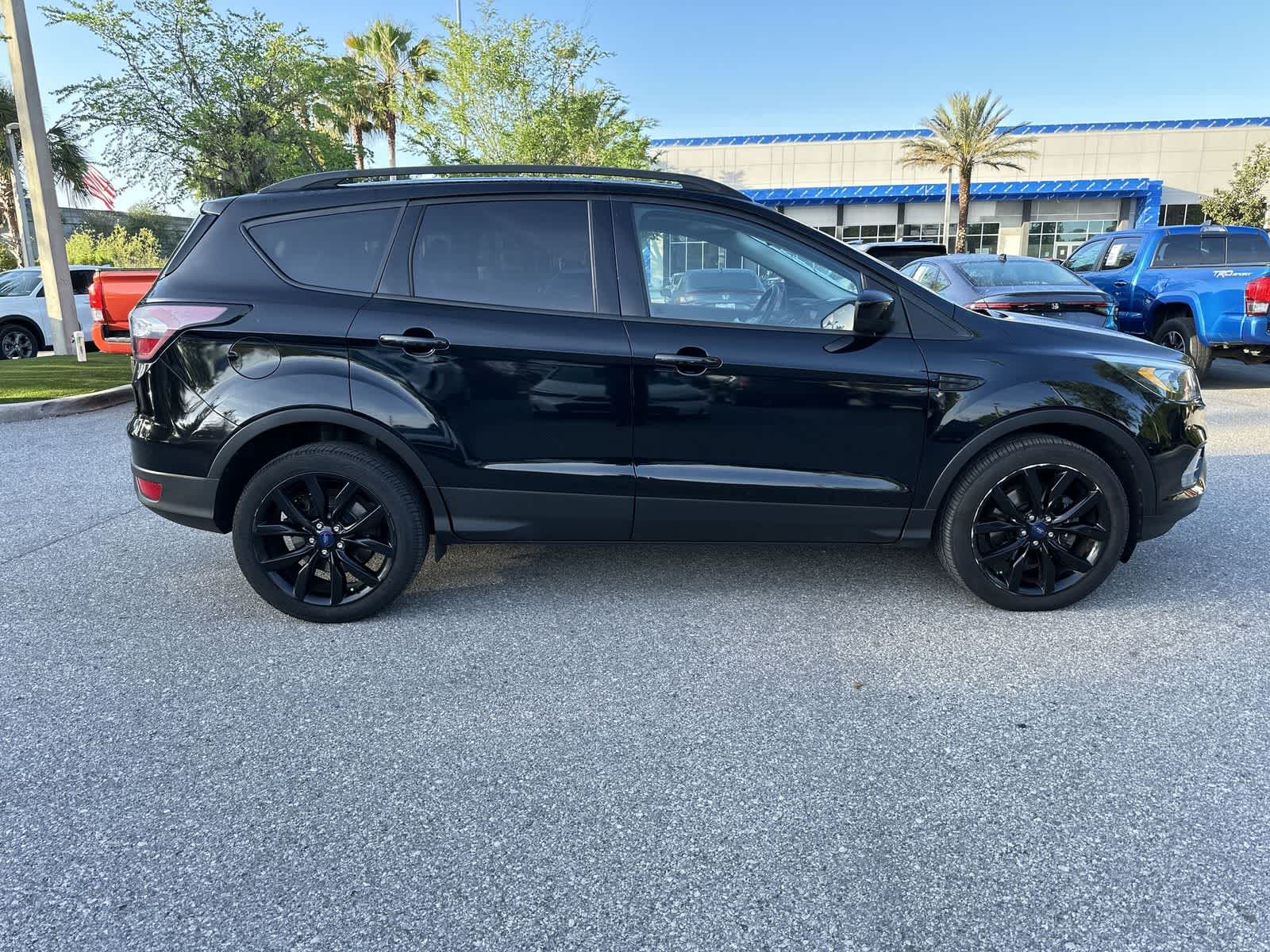 Thumbnail: 2018 Ford Escape - 7