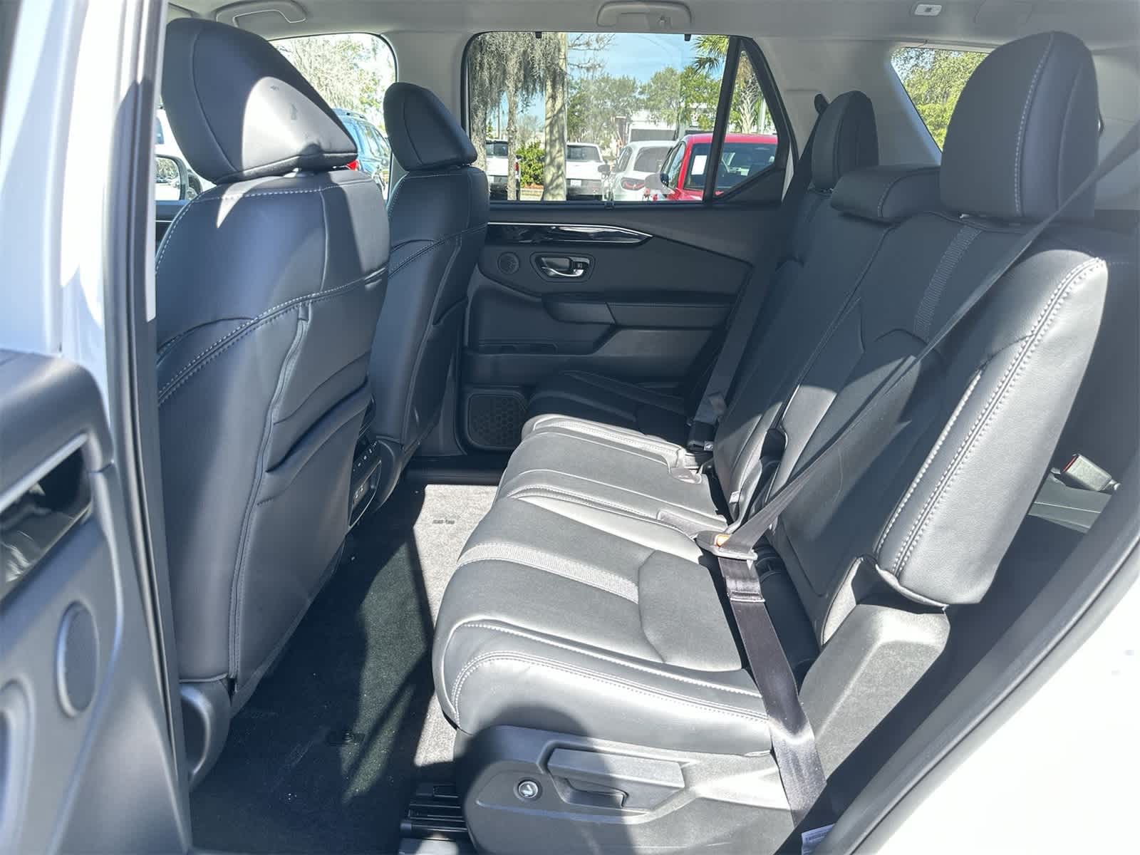 Thumbnail: 2026 Honda Pilot - 15