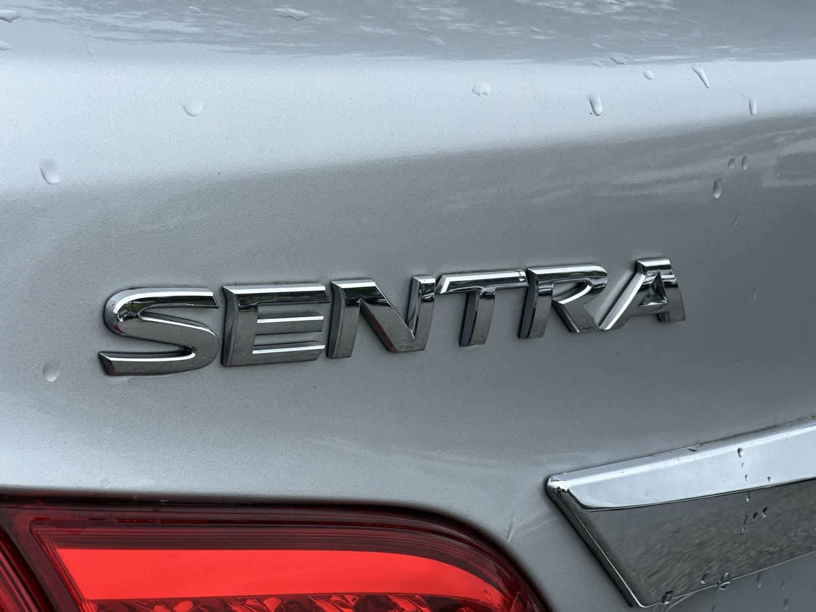 Thumbnail: 2014 Nissan Sentra - 11