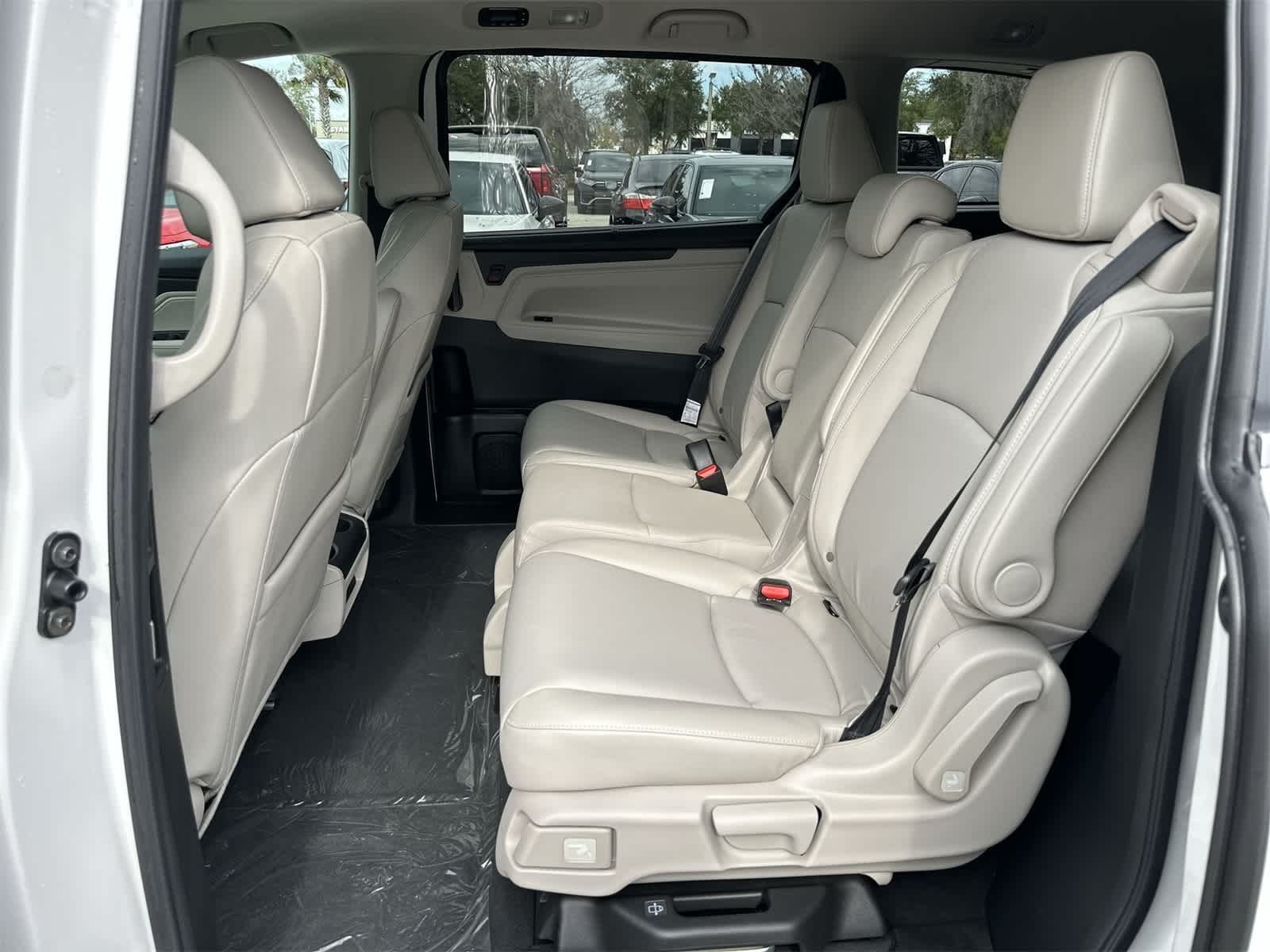 Thumbnail: 2026 Honda Odyssey - 15