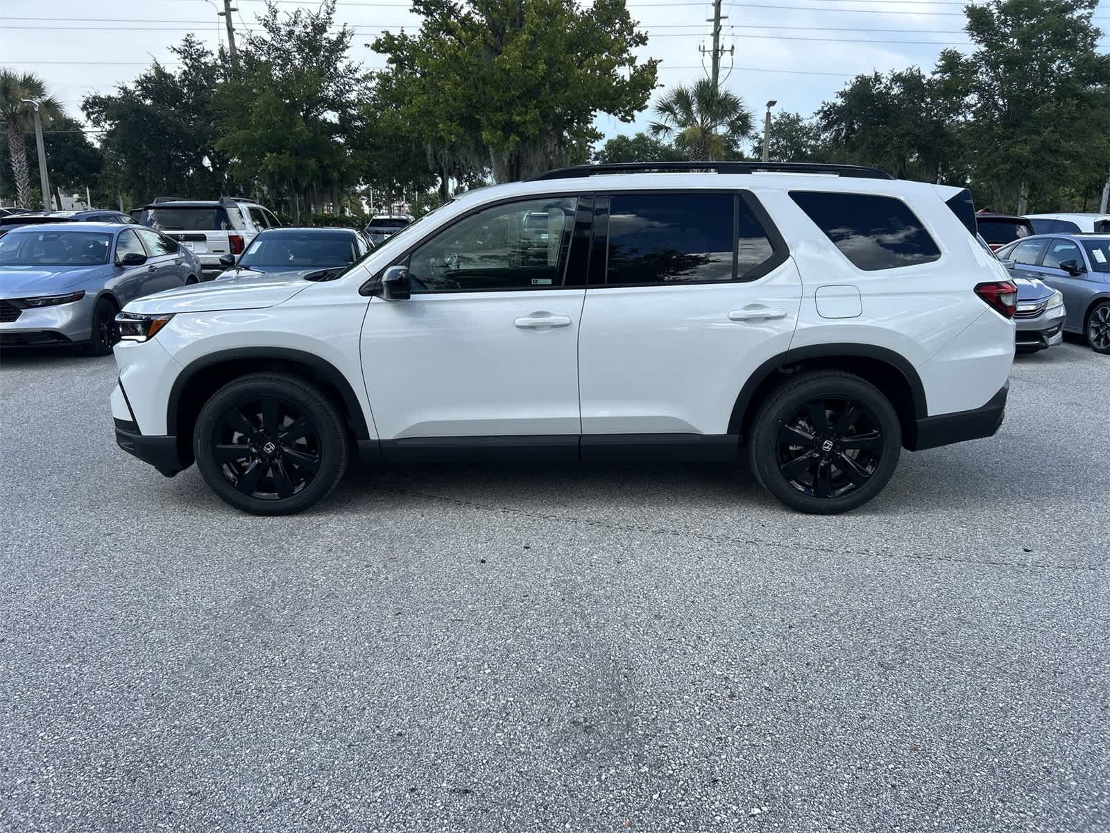 Thumbnail: 2025 Honda Pilot - 3