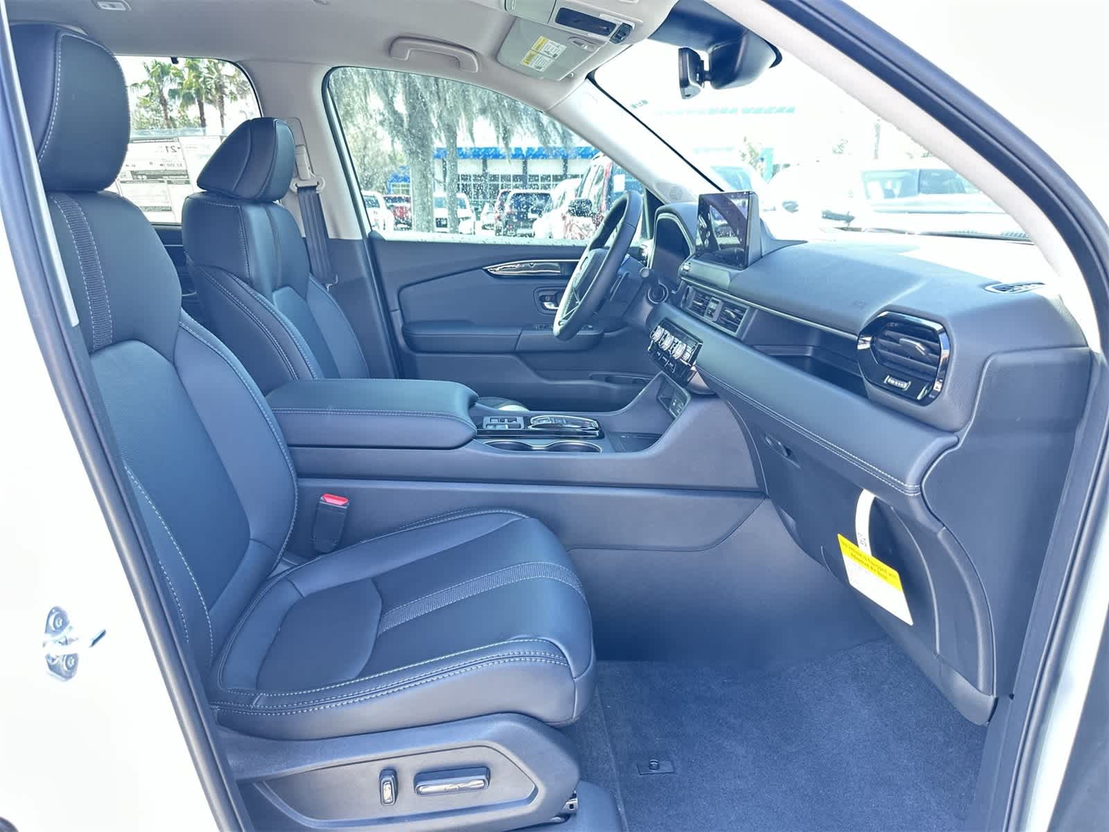 Thumbnail: 2026 Honda Pilot - 17