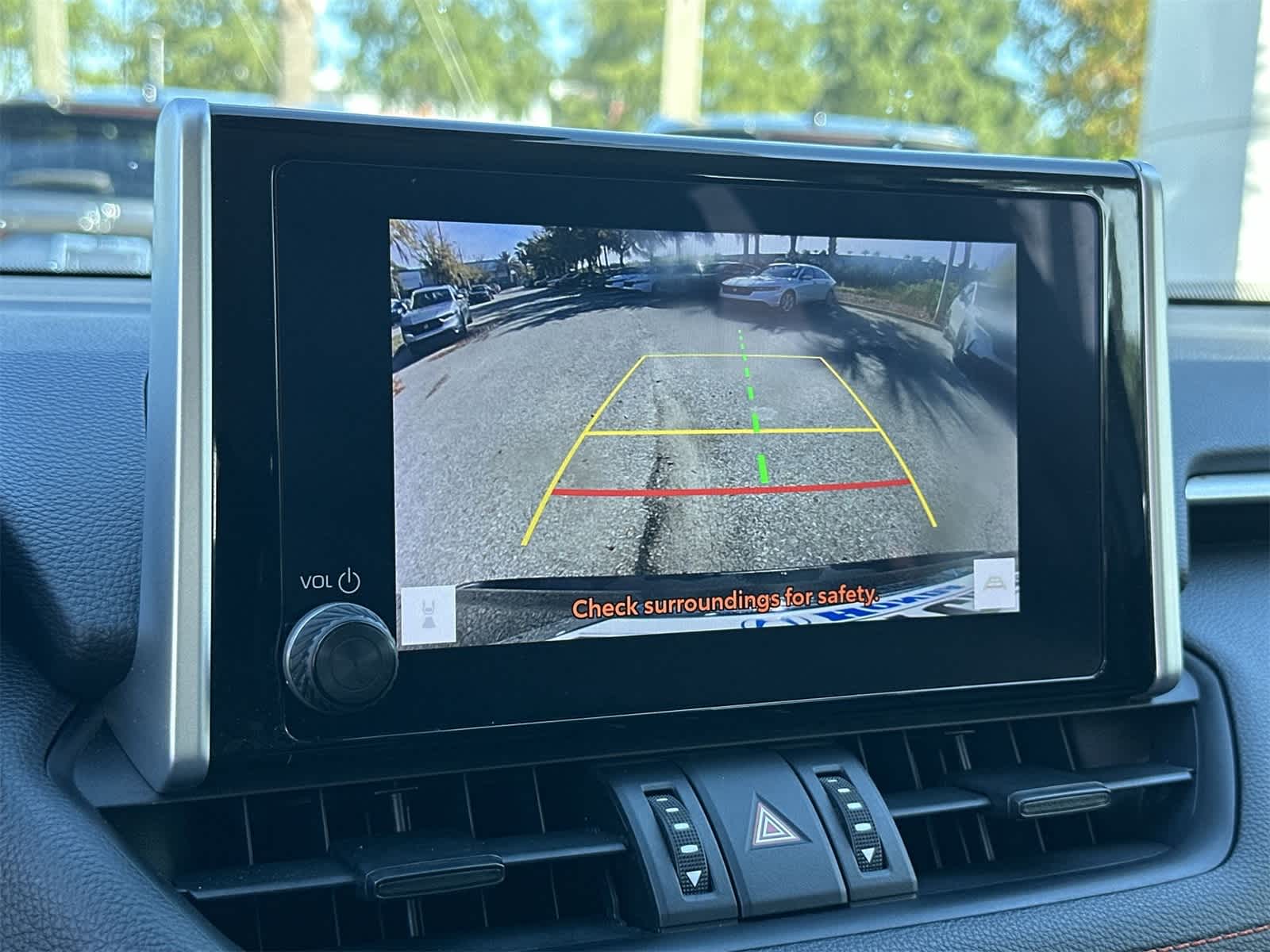 Thumbnail: 2023 Toyota RAV4 - 20