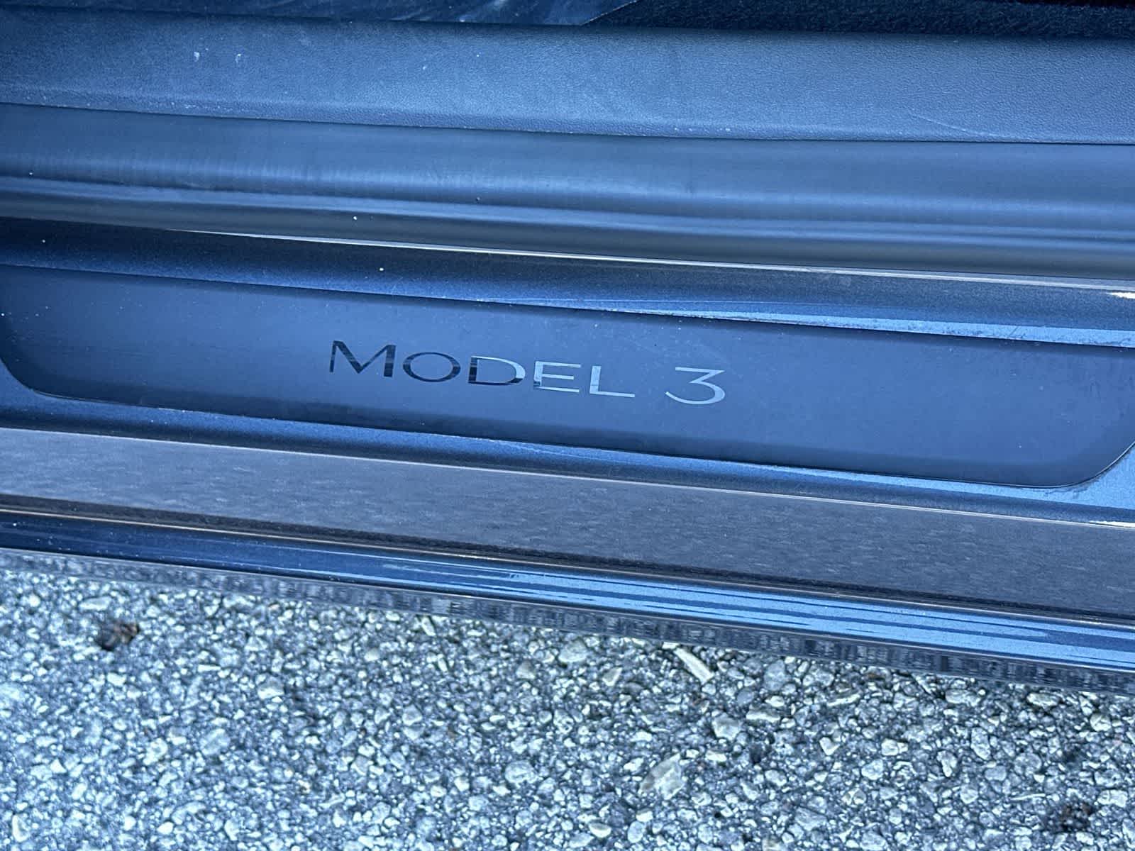 Thumbnail: 2023 Tesla Model 3 - 11