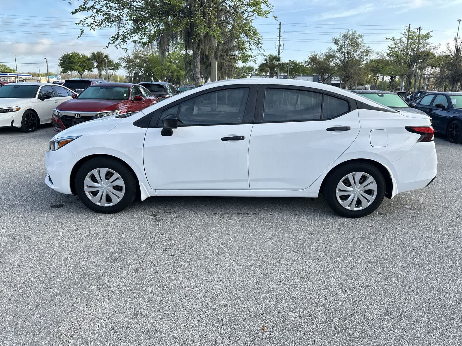 Thumbnail: 2020 Nissan Versa - 3