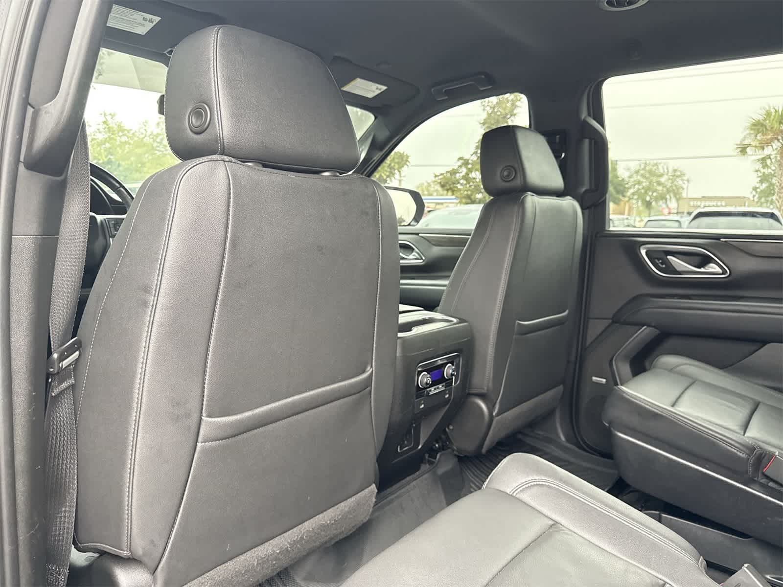 Thumbnail: 2022 Chevrolet Tahoe - 14