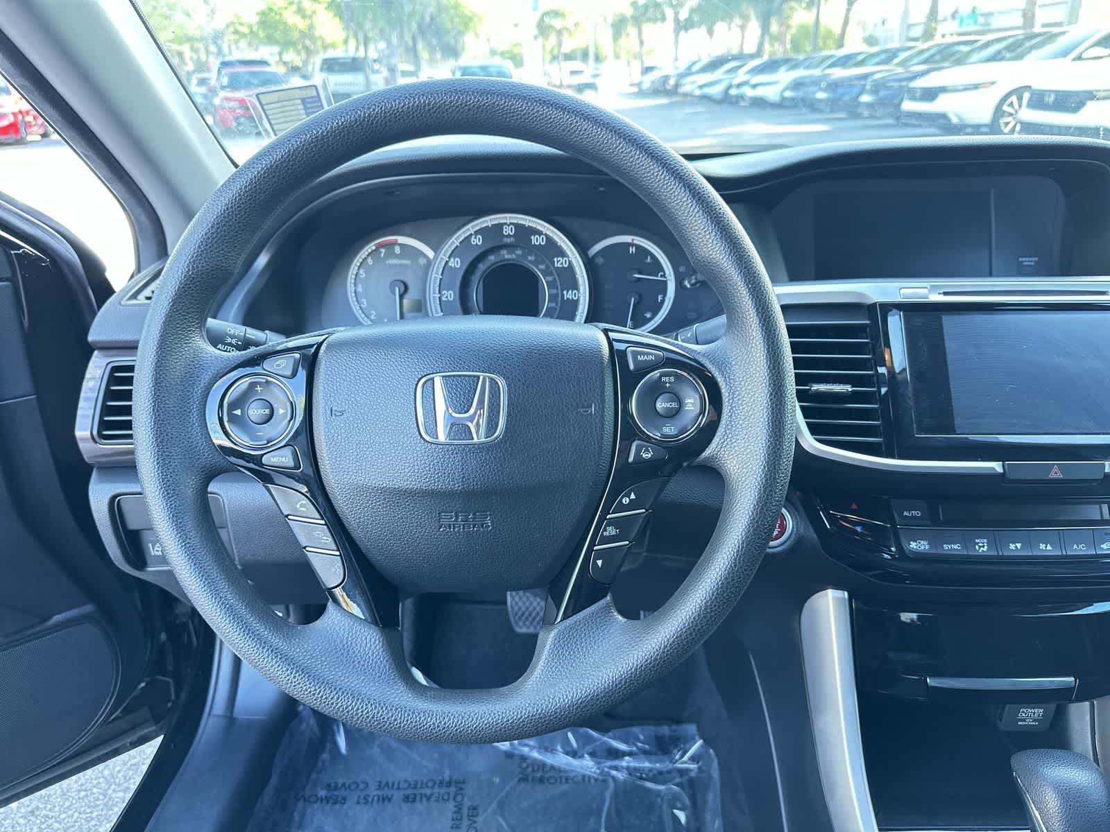 Thumbnail: 2016 Honda Accord - 18