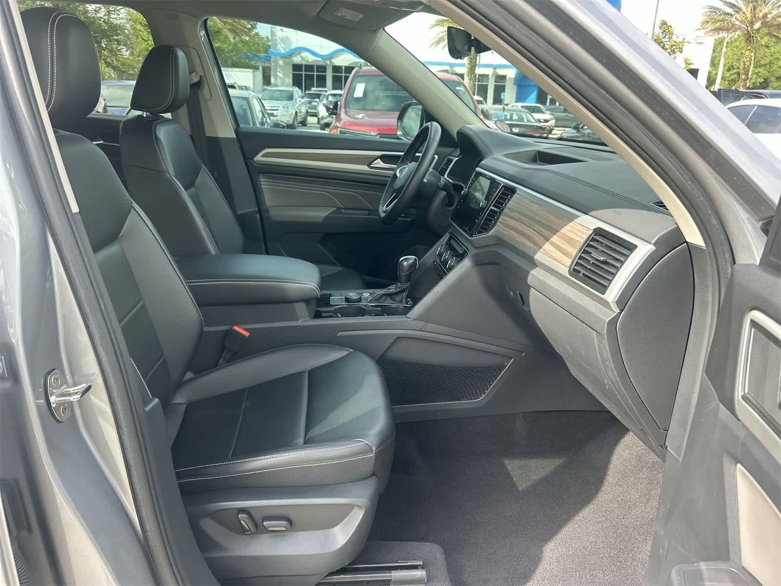 2021 Volkswagen Atlas SEL 17