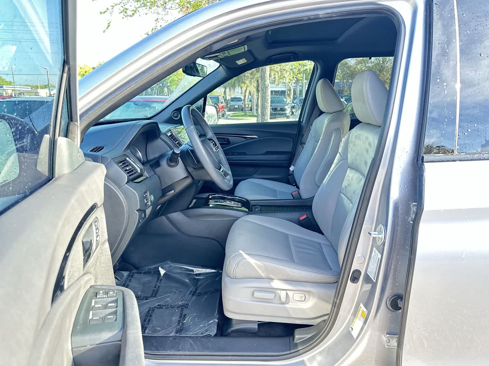 Thumbnail: 2023 Honda Passport - 2