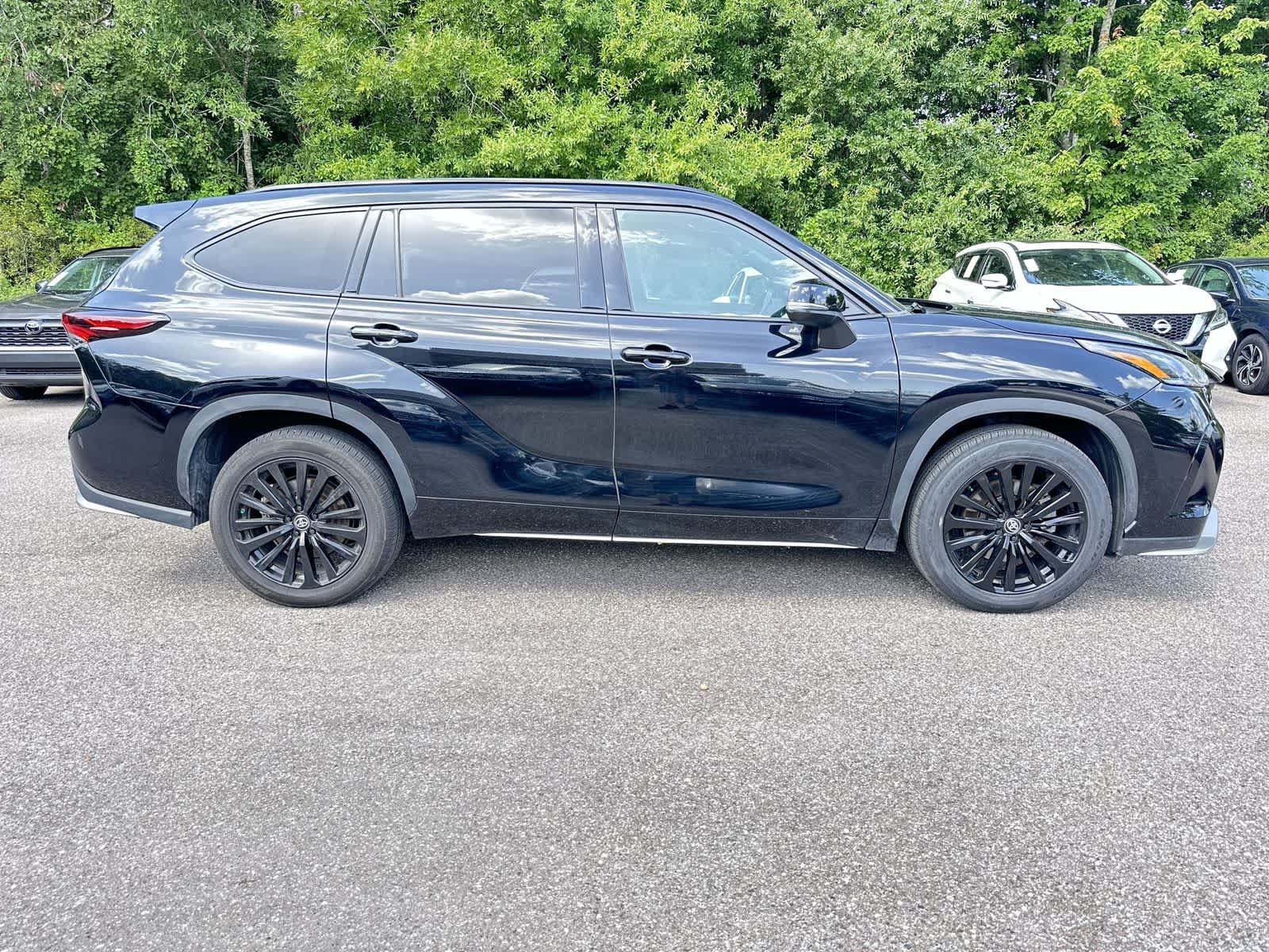Thumbnail: 2024 Toyota Highlander - 7