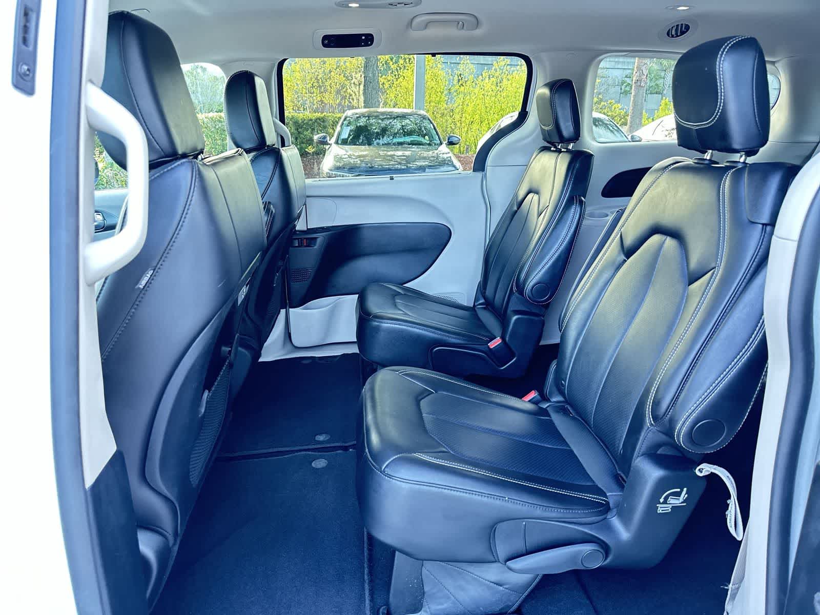 Thumbnail: 2024 Chrysler Pacifica - 15