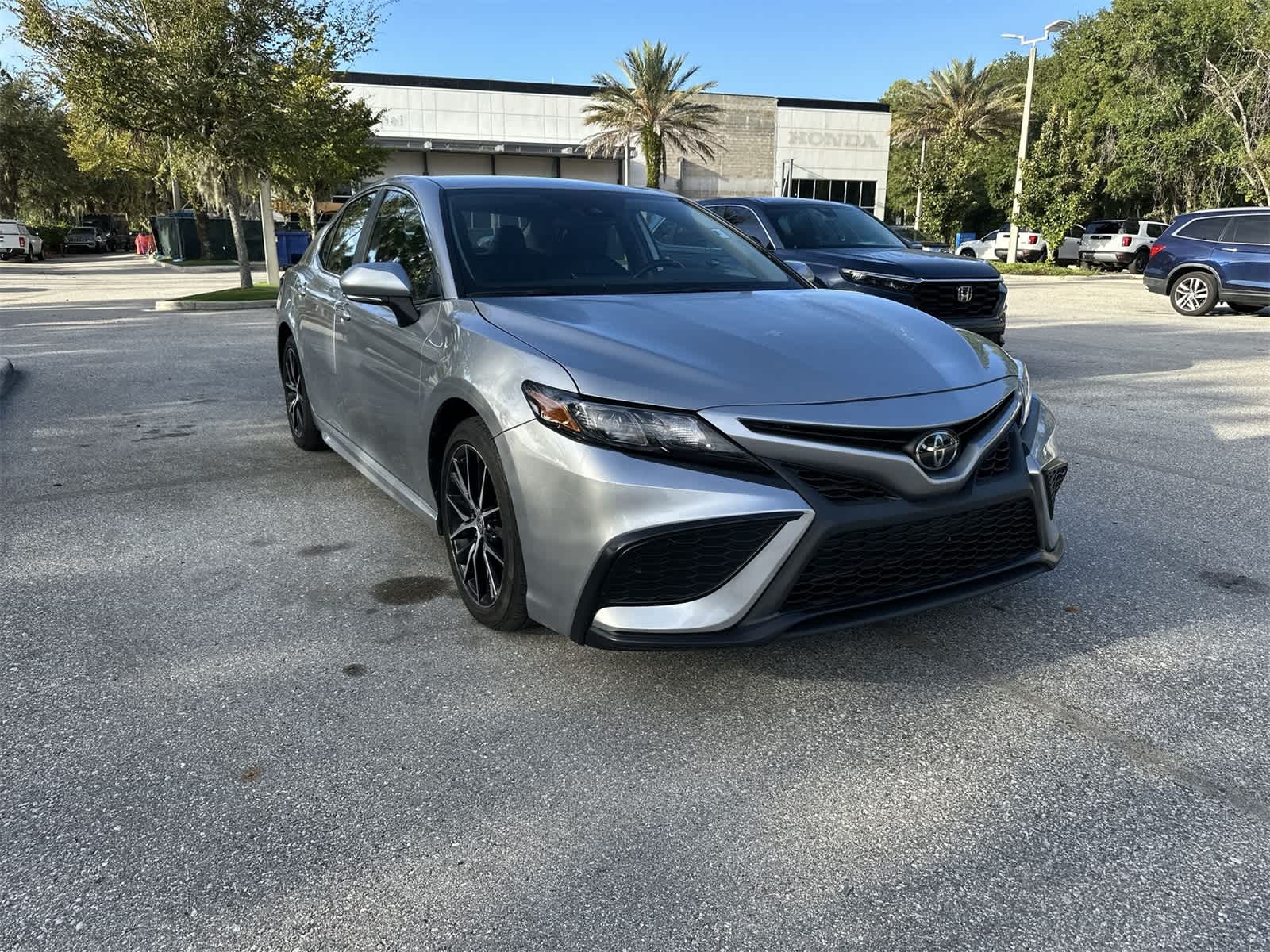 Thumbnail: 2023 Toyota Camry - 8