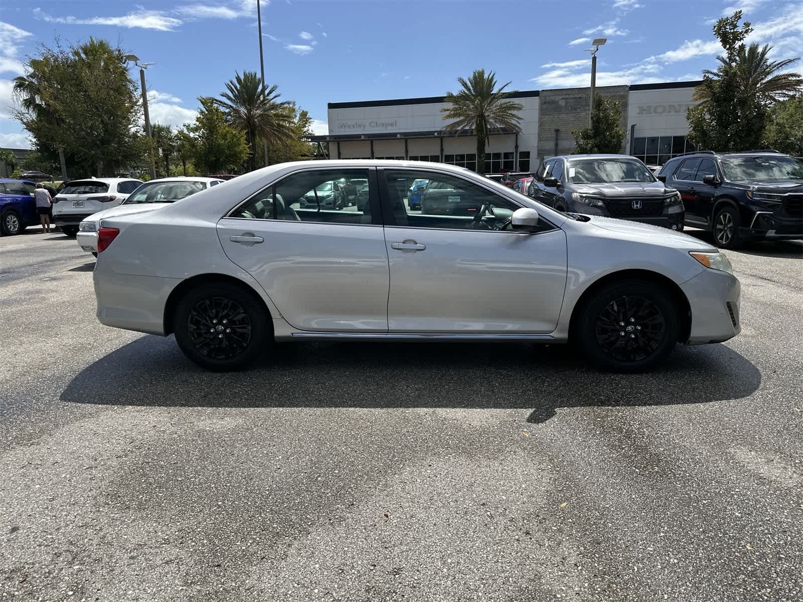 Thumbnail: 2014 Toyota Camry - 7