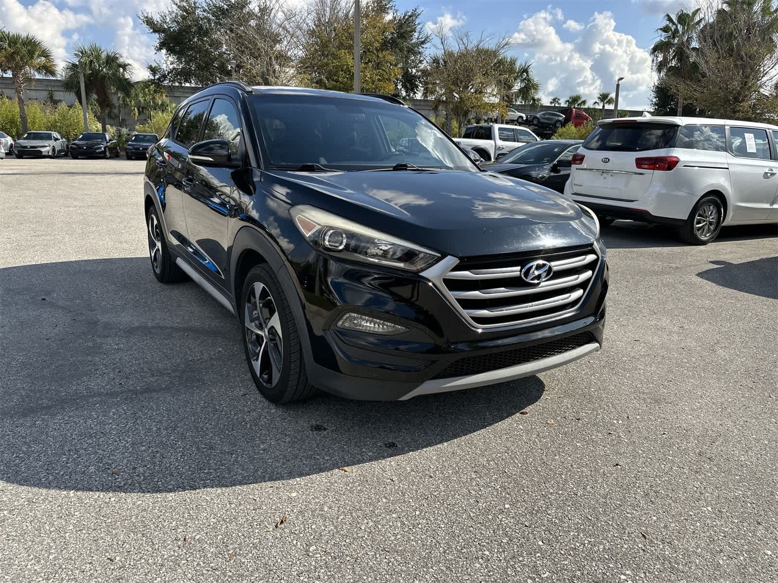 Thumbnail: 2017 Hyundai Tucson - 8